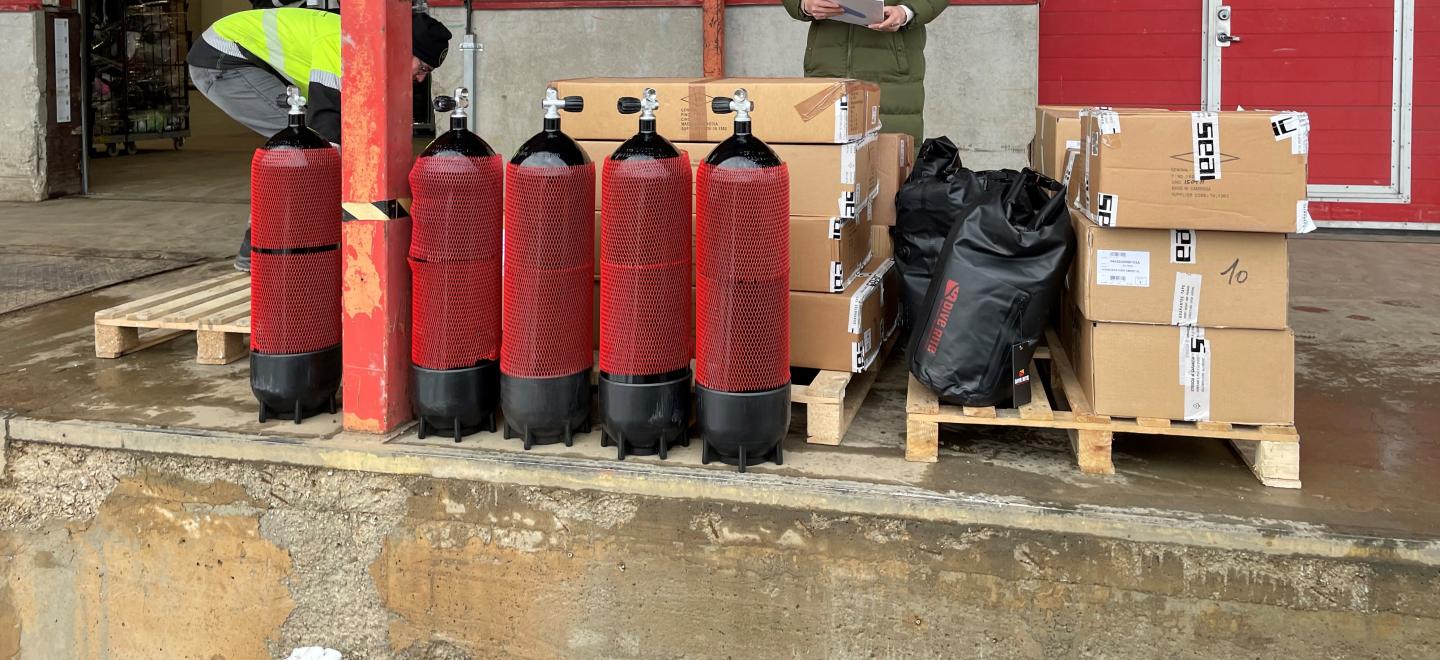 Diving equipment for Ukraine
